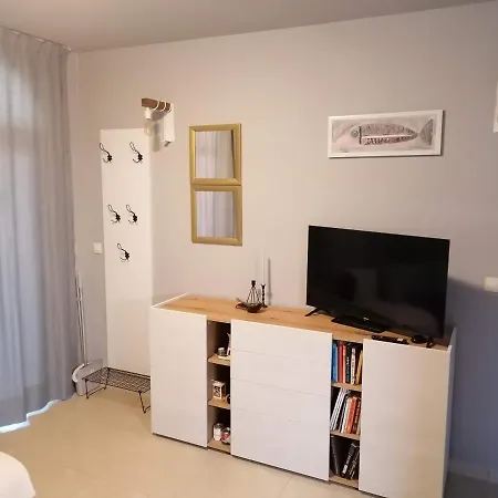 Casa Do Farol - с басейн до плажа на градина Апартаменты *